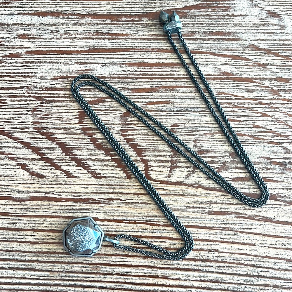 Kendra Scott Drusy in gunmetal adjustable pendant